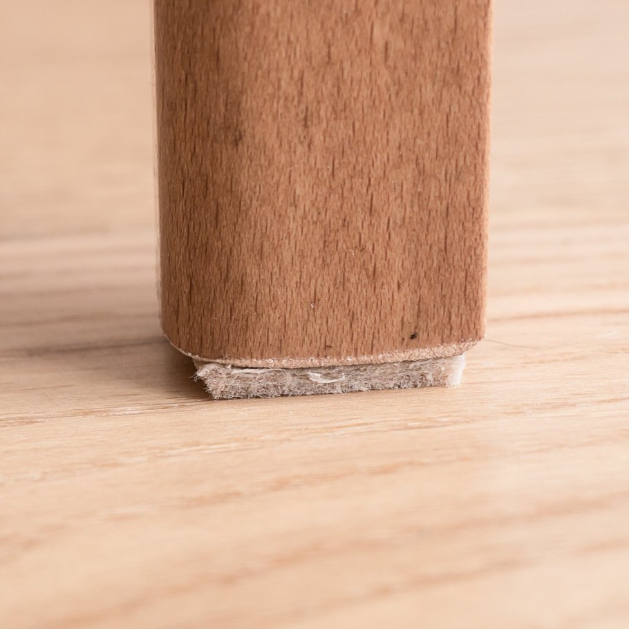 Защитные колпачки на ножки стульев