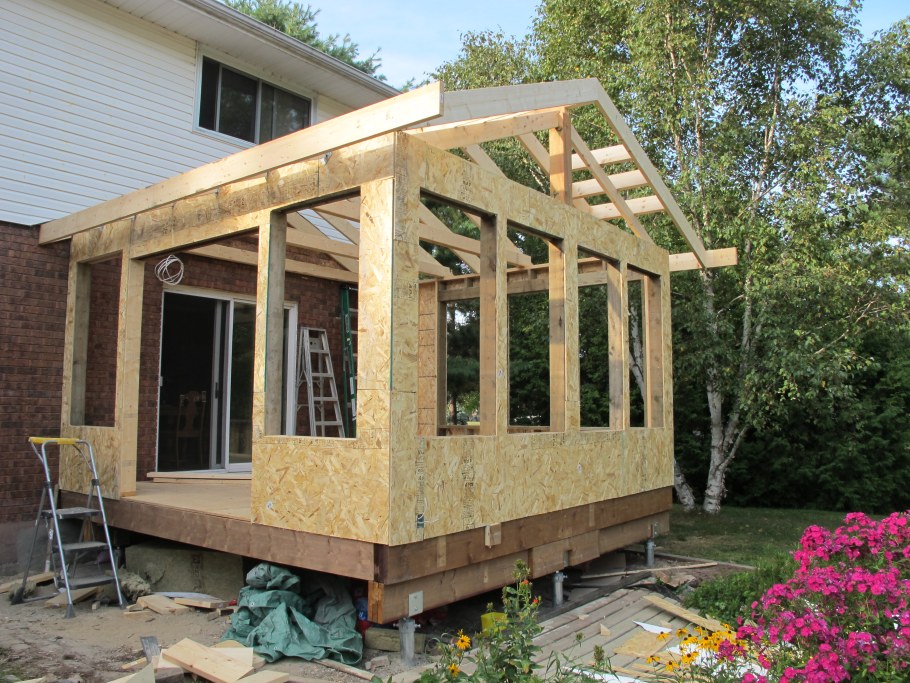 Постройка веранды