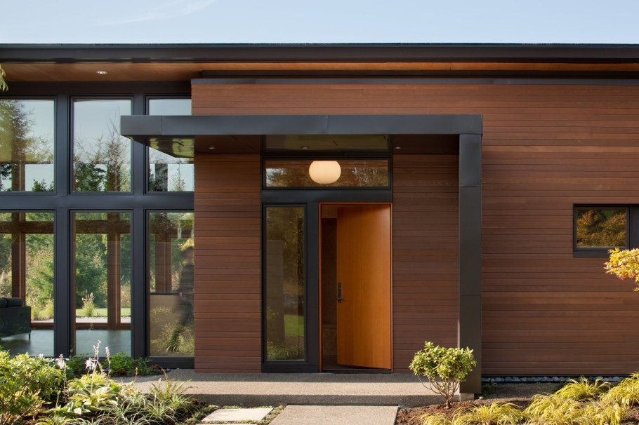 Модерн планкен фасад