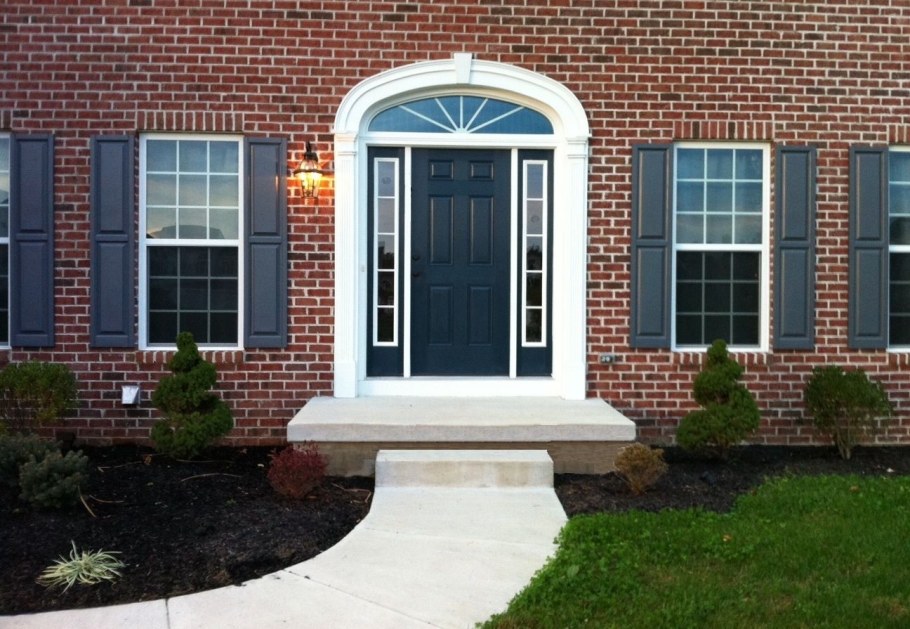 Входная группа в частный дом