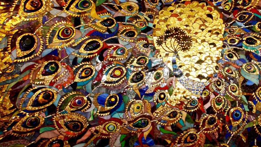 Мозаика Павлин из смальты