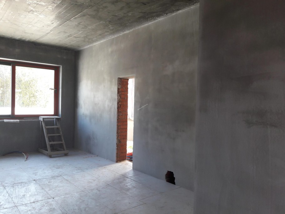 Оштукатуренная стена