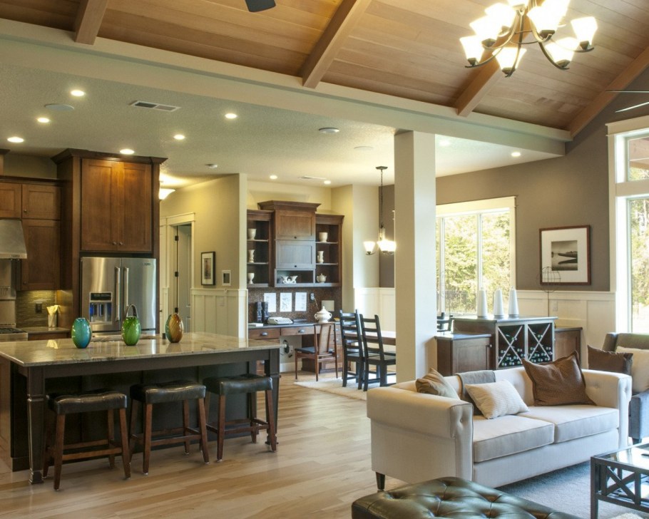 Гостиная столовая в загородном доме