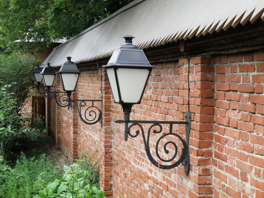 Фонарь «забор»