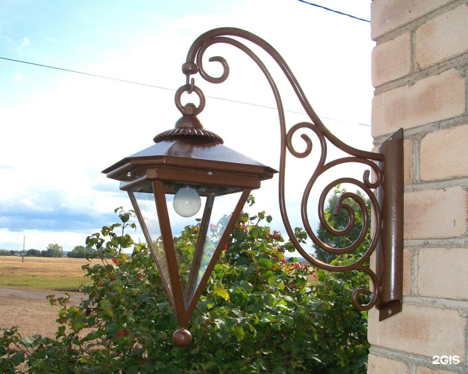 Кованый столб для фонаря