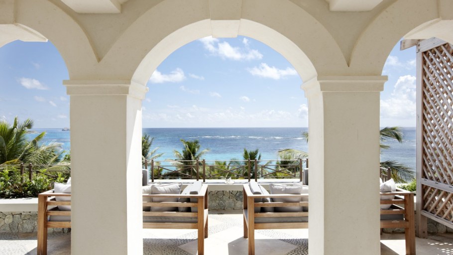 Терраса с арками