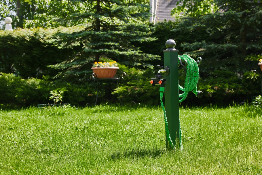 Садовая колонка для воды