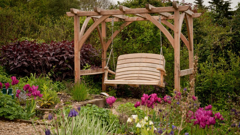 Качели для сада