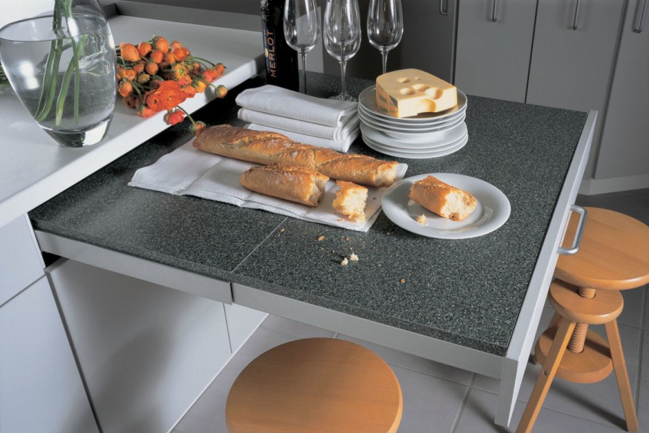 Выдвижной столик Kessebohmer