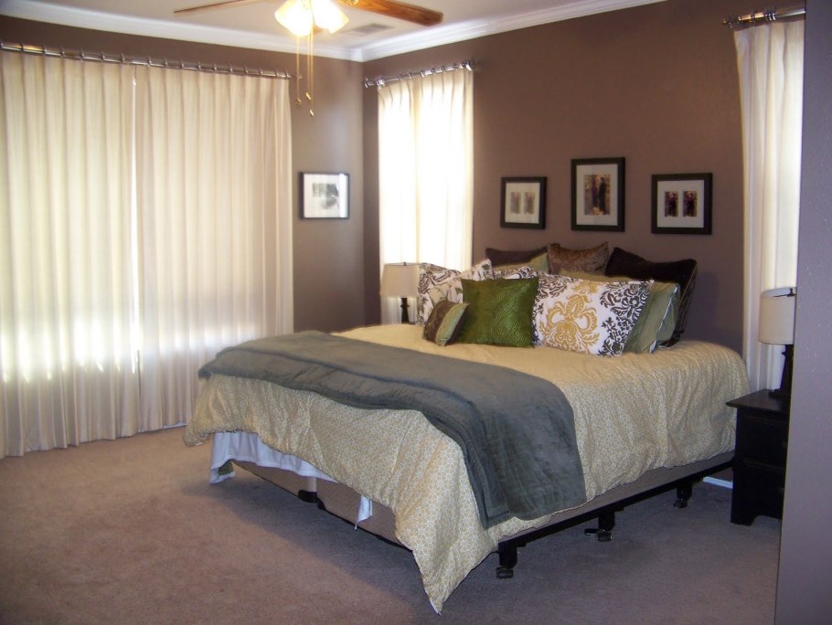 Спальня 20 метров с двумя окнами