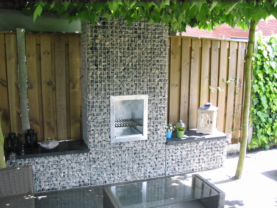 Мангальная зона из габионов