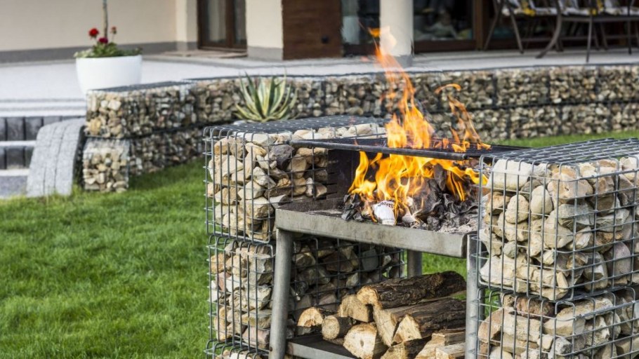 Барбекю из габионов