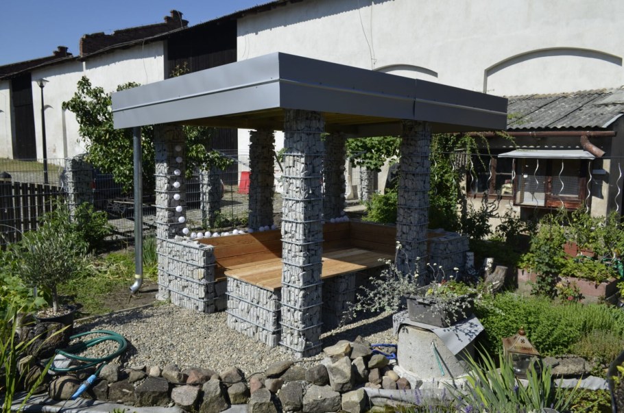 Беседка из габионов