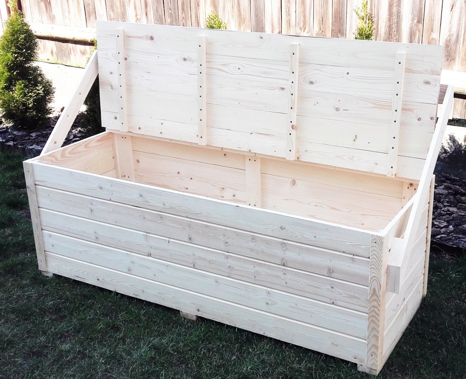 Ящики садовые деревянные