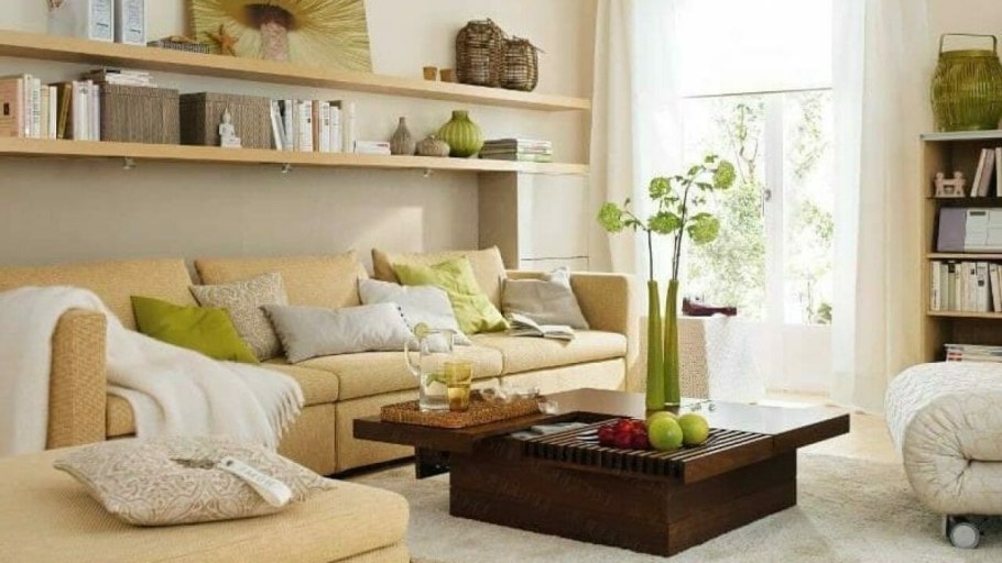 Полка над диваном