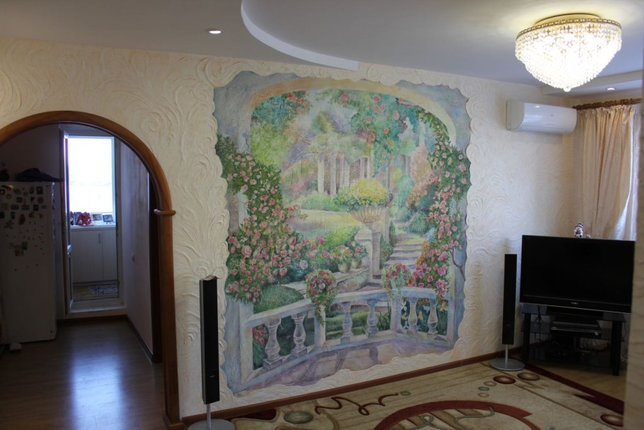 Настенная живопись водяными красками по сырой штукатурке