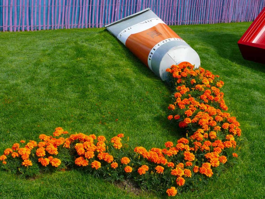 Необычный декор для сада