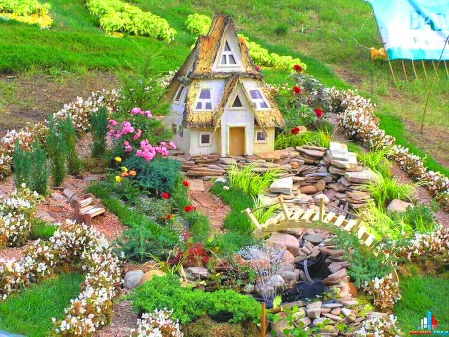 Необычный забор