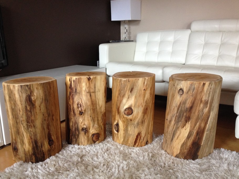 Стол из пенька