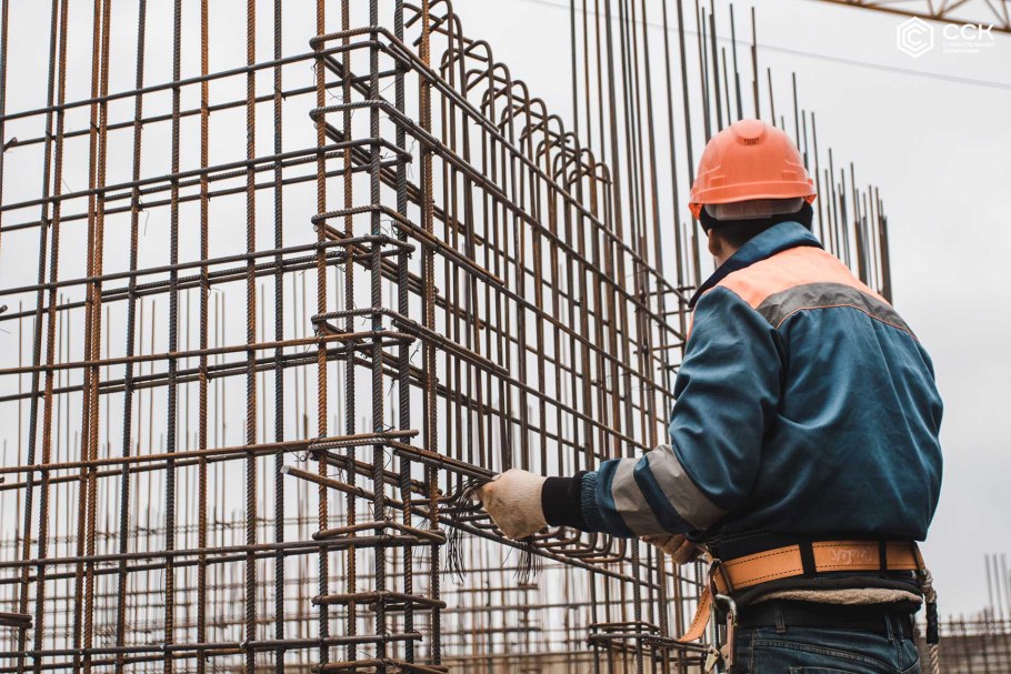 Арматура на стройке