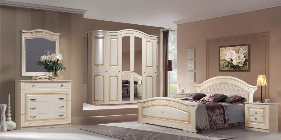 Интерьер-центр спальный гарнитур Александра