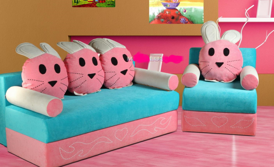 Диванчик для детской комнаты