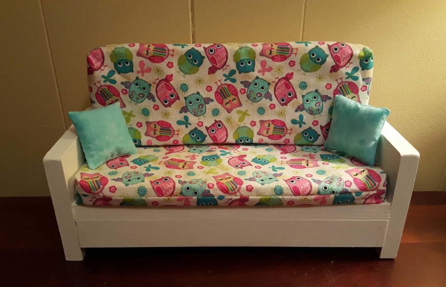 Диванчик для девочки 10 лет