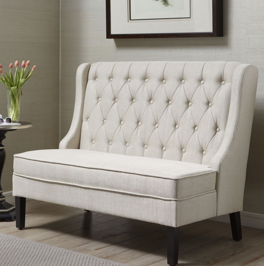 Диванчик в прихожую