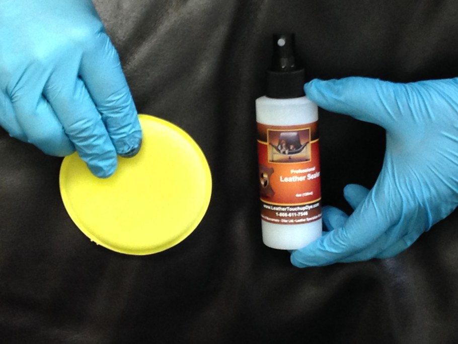 Выведение пятен с мягкой мебели