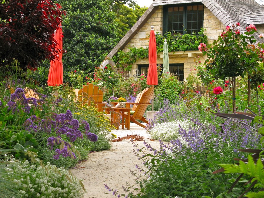 Уютный маленький дачный участок