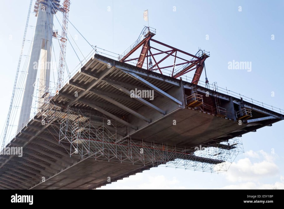 Монолитный бетонный быстроток