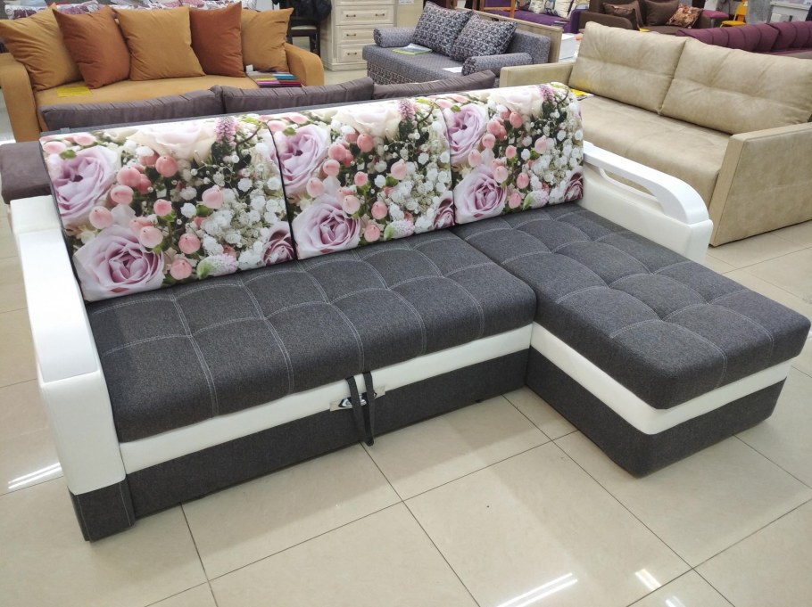 Пушкина 59/1 Томск мебельный