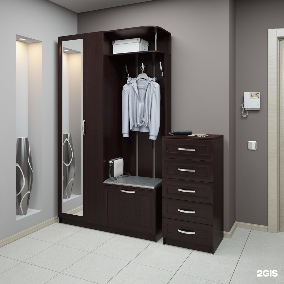 Прихожая Мирана Рико