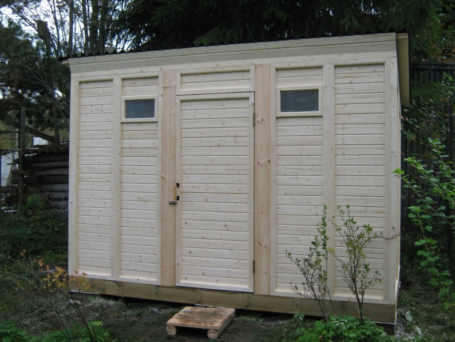 Туалет домик для дачи