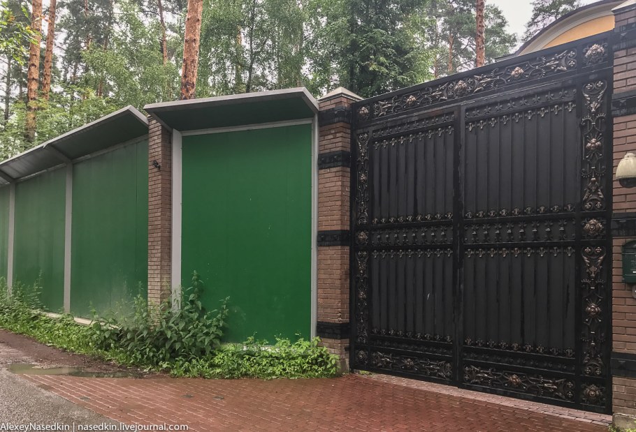 Заборы на Рублевке и Переделкино
