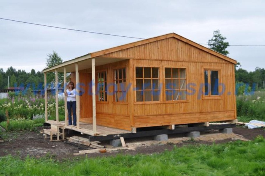 Тини Хаус из контейнера