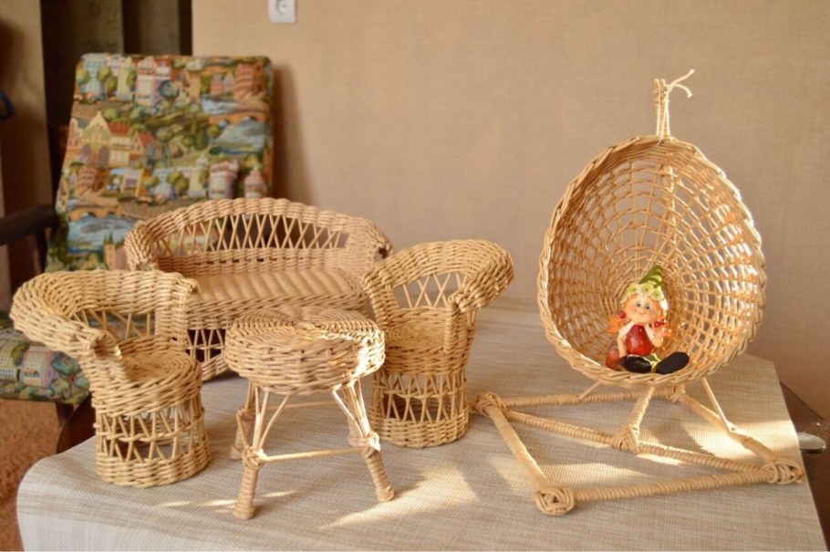 Плетеная мебель из газет