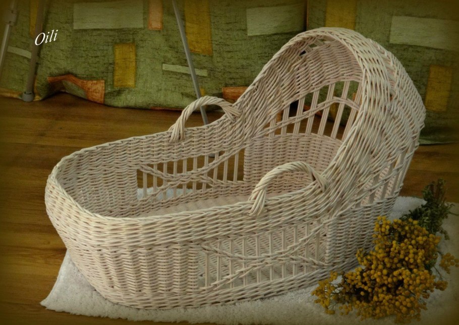 Плетение мебели из ивового прута