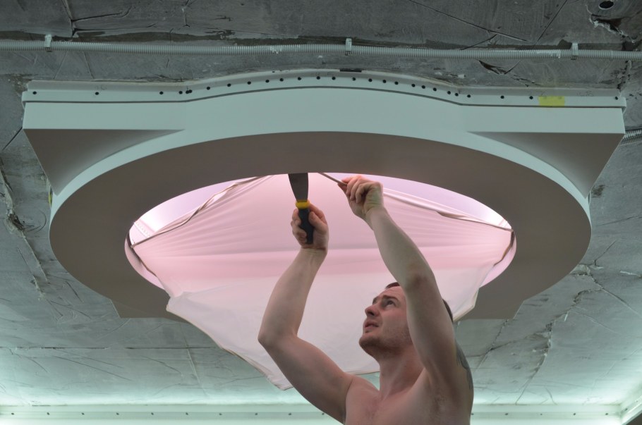 Монтаж натяжного потолка