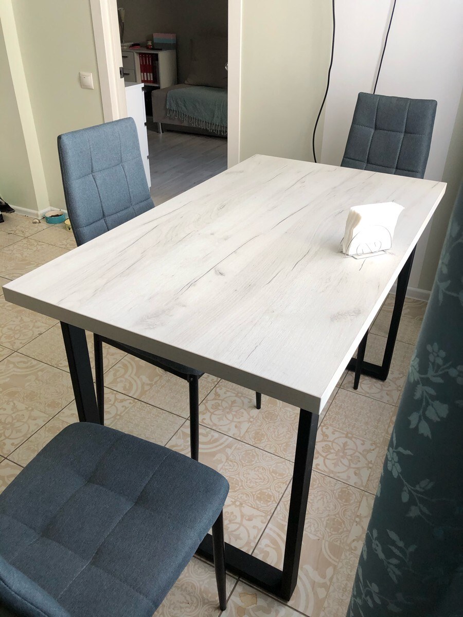 Обеденная зона в гостиной