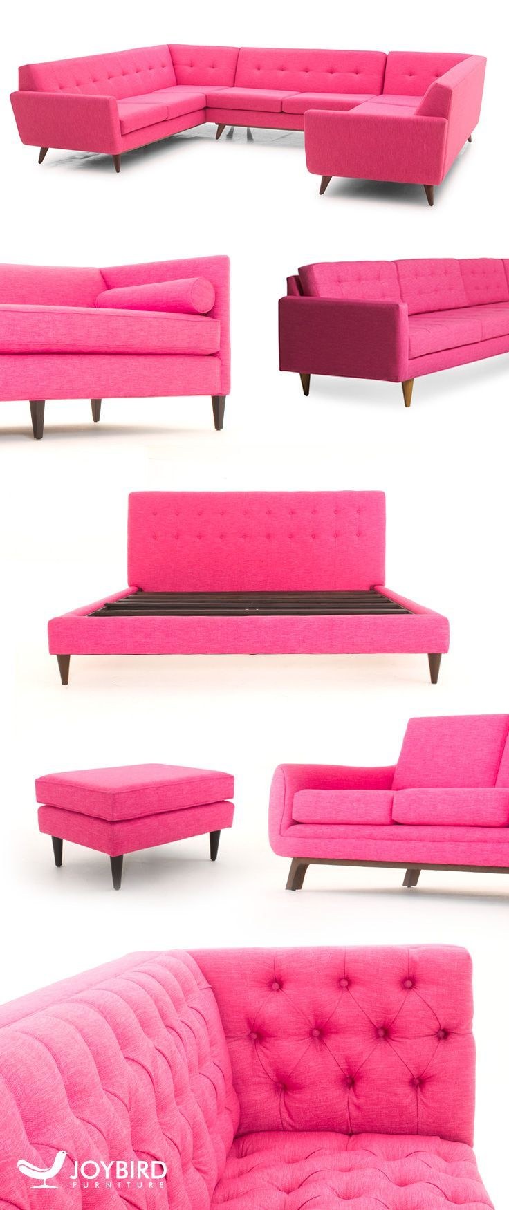 Диван на розовом фоне