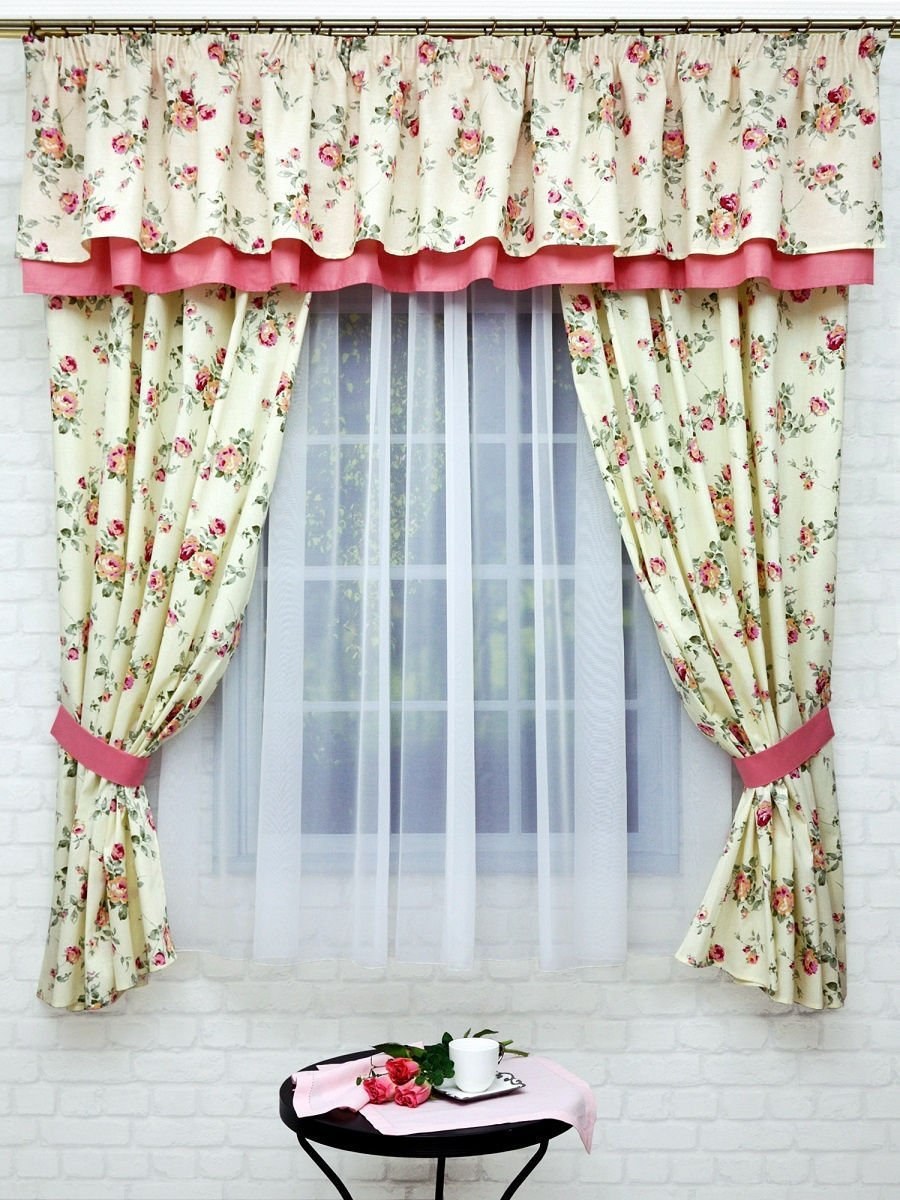 Шторы на кухню короткие