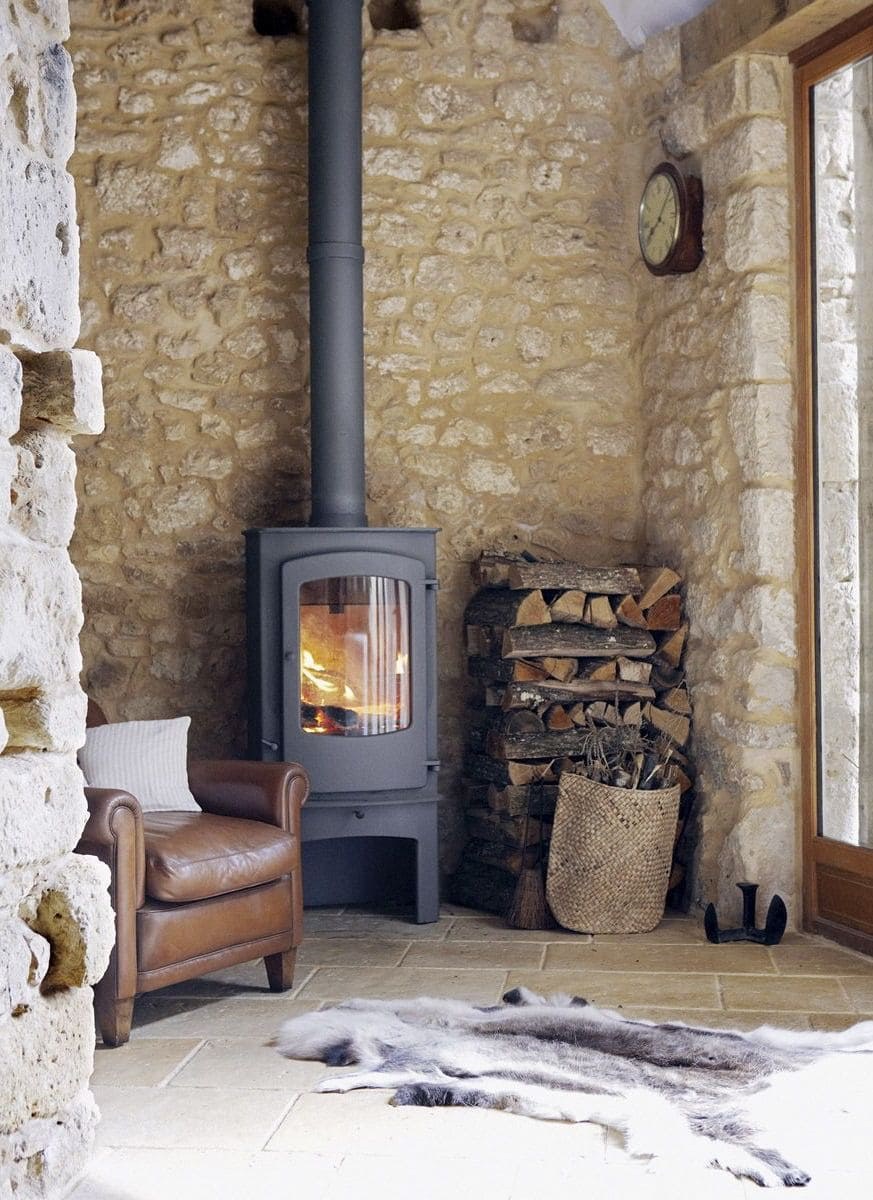 Камин в дачном доме (70 фото)