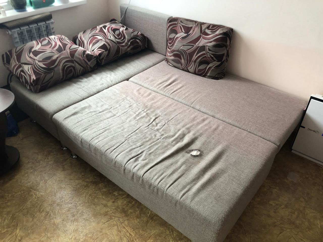 Заплатки на диван
