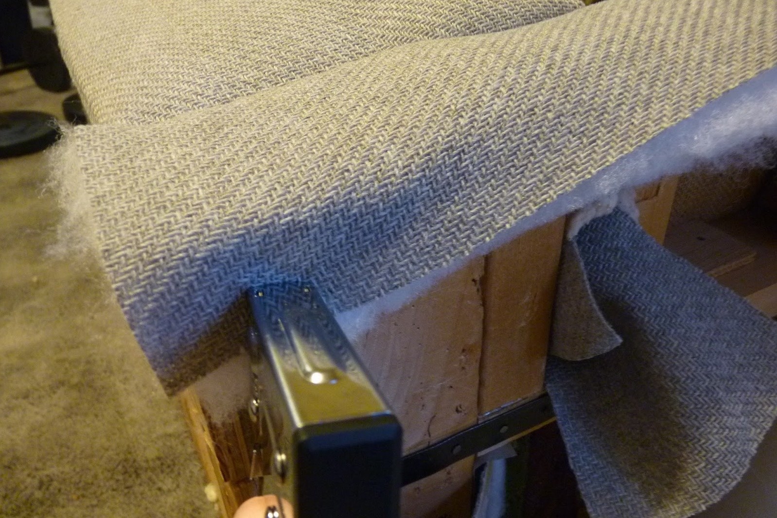 Ткань для обивки старого дивана