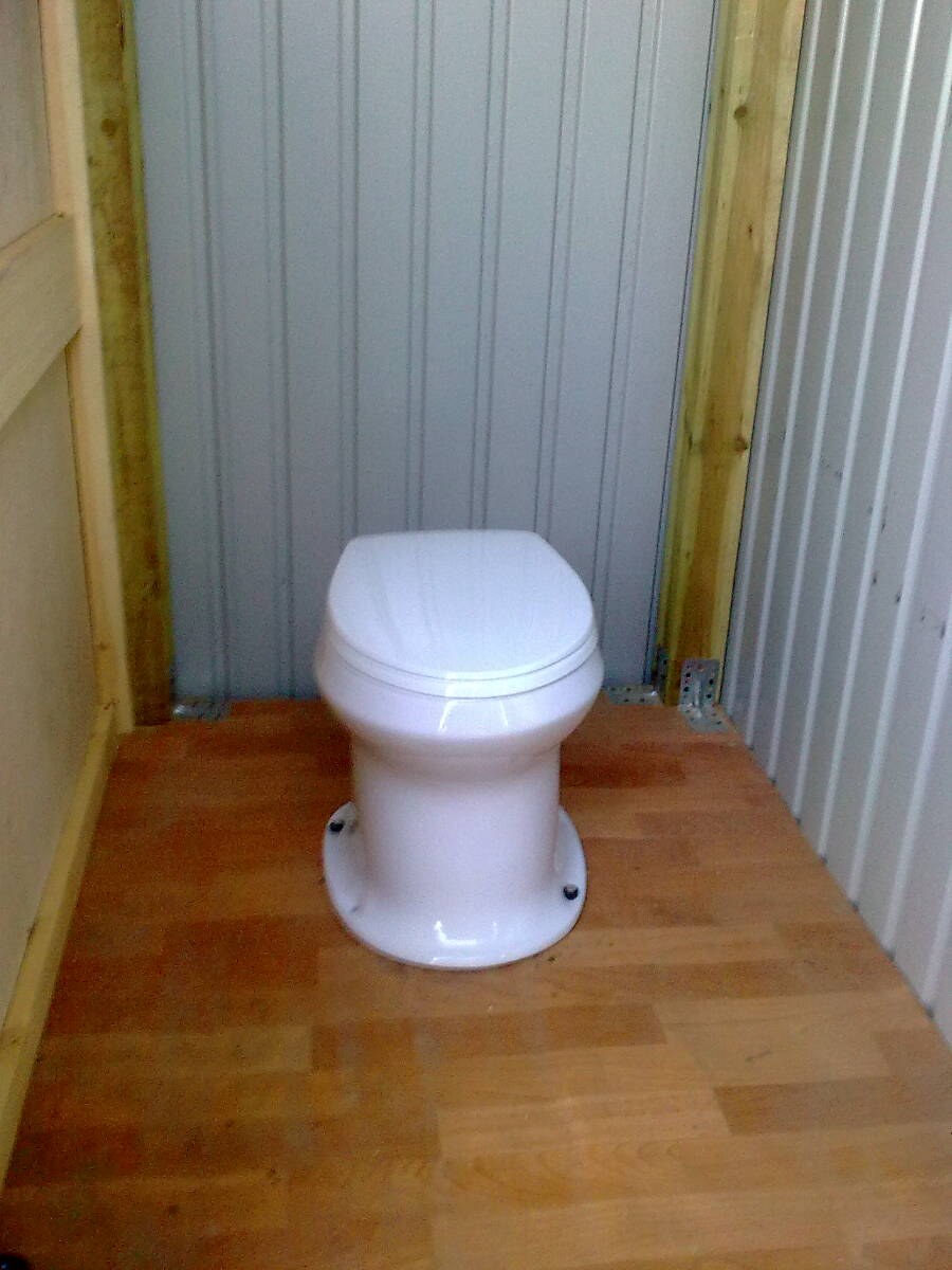 Туалет дачный "Люкс" м3024