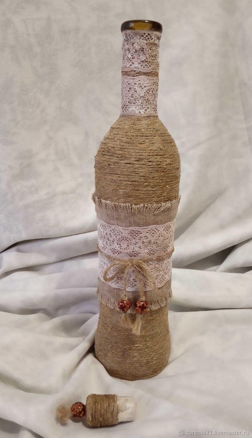 Бутылки из джута