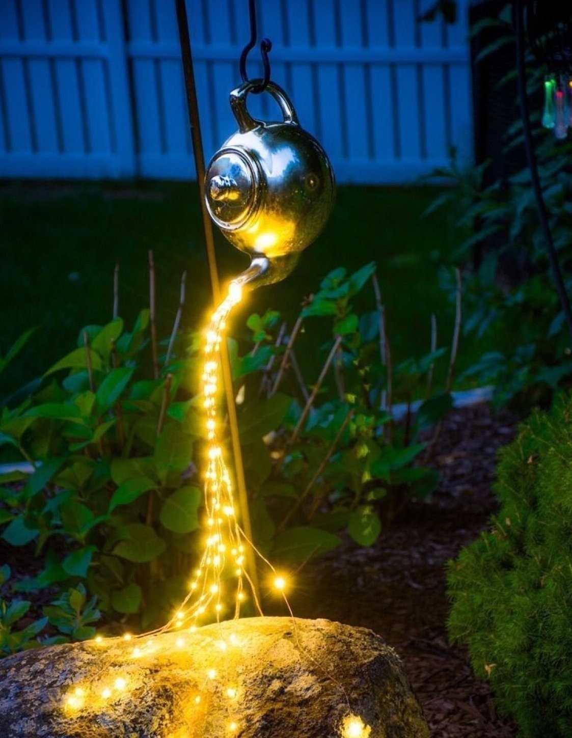 Как сделать садовый уличный светильник своими руками
