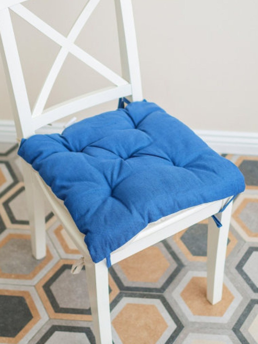 Мягкие подушки на стулья