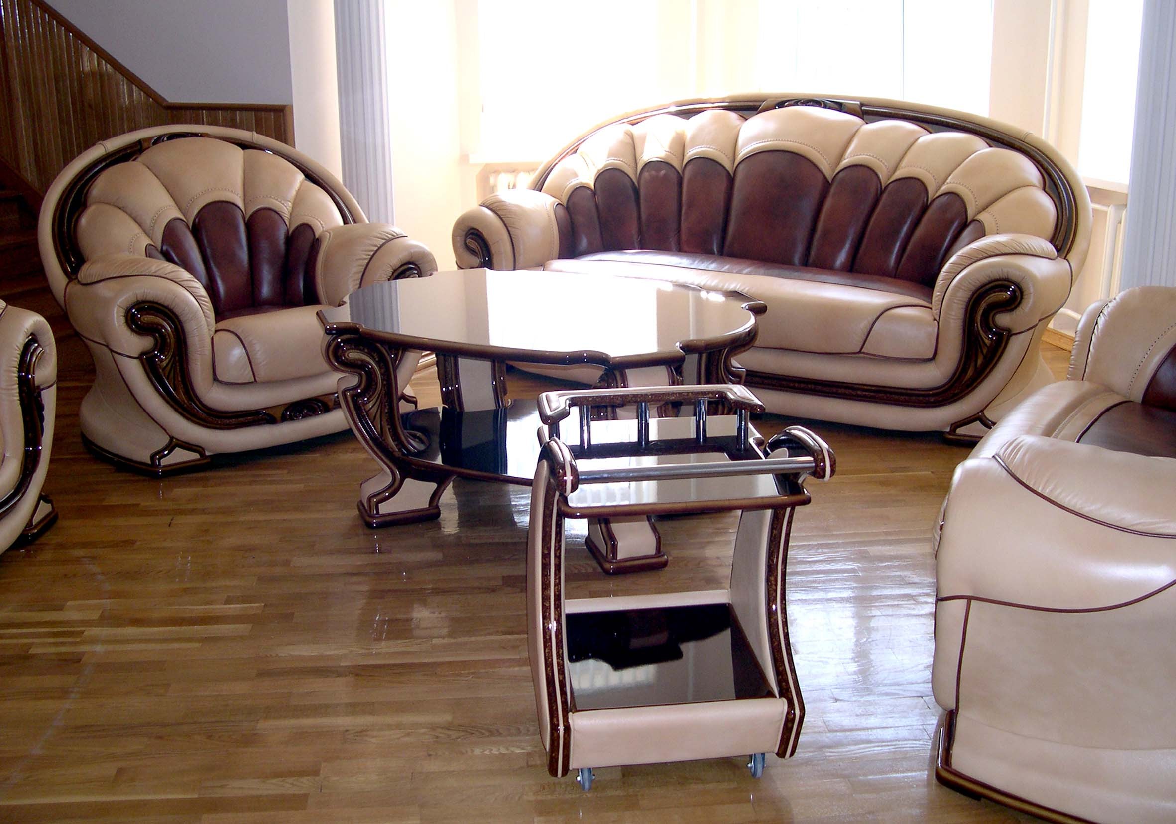 Реализованная мебель. Мягкая мебель НММ Ракушка 311. Кожаный диван Ракушка. Кресло диван. Мягкий уголок с креслом.